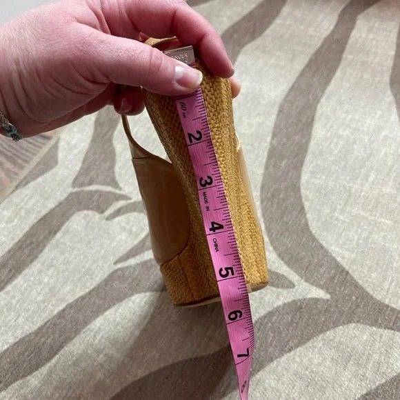 Gucci 38.5 shoes 👑* - Picture 5 of 10